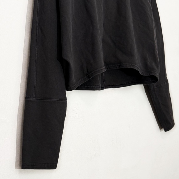 Lululemon Perfectly Oversized Cropped Crew, Black size 2 - Picture 3 of 5